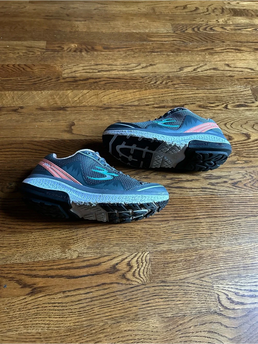 GDEFY Athletic Walking Running Shoes Women’s Size 9.5 Gray Pink Teal - Picture 8 of 14